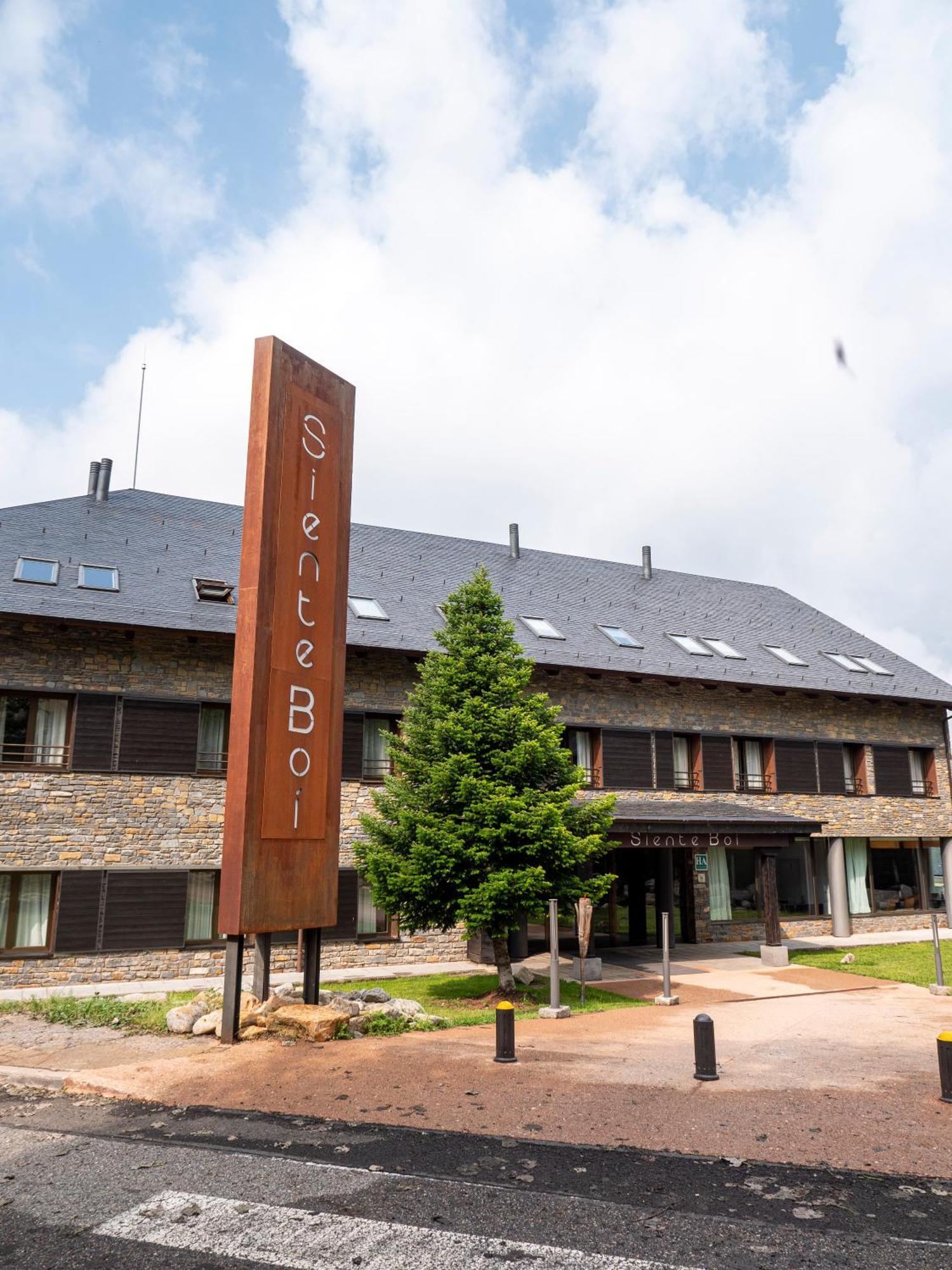 Aparthotel Siente Boí&SPA Pla de l'Ermita Buitenkant foto